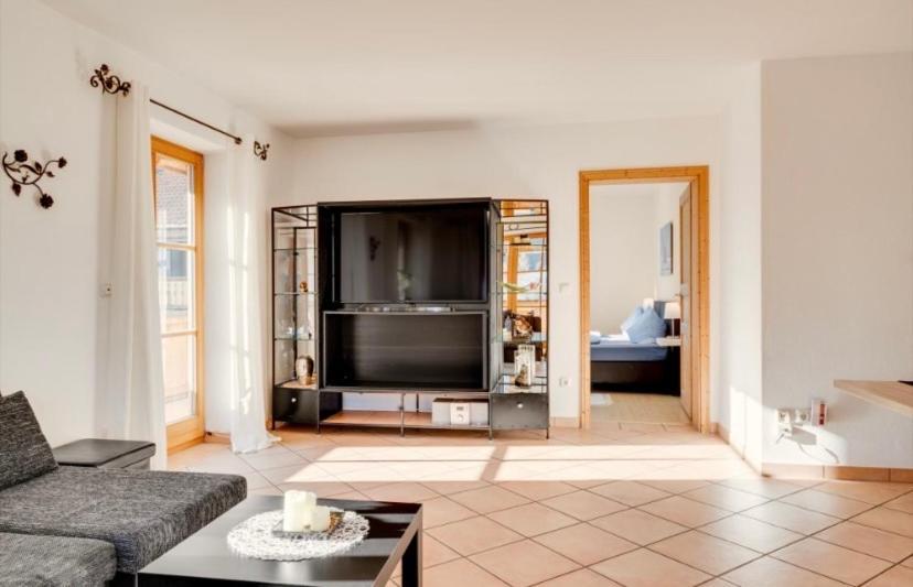 Ferienwohnung Mit Bergblick Unterammergau Exterior photo